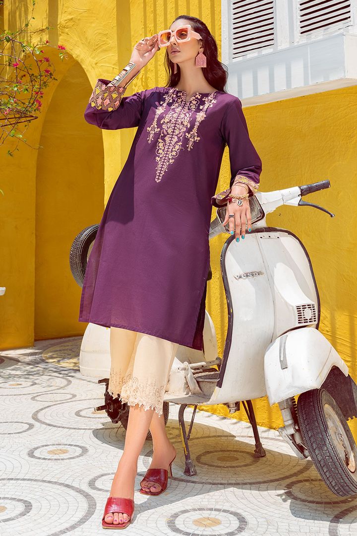 Purple Kurti With Embroidered Neckline Of Contrast Colors